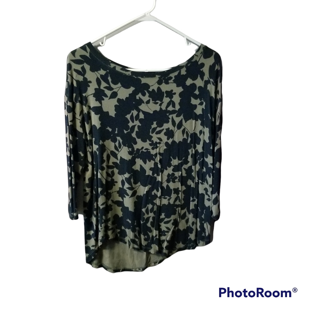 Maurices Blue & Green Floral Long Sleeve Comfort Tee